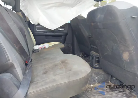 2019 Ram 2500 Big Horn 4X4 6'4 Box from USA, damaged, VIN 3C6UR5DL7KG620942